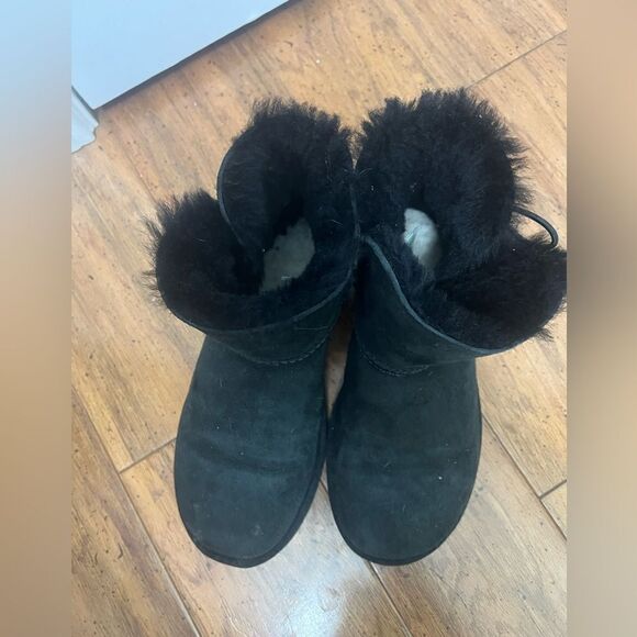 Ugg Mini Bailey Button Bling Boot Black Swarovski Crystal Button Womens - Picture 4 of 9